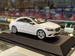 Schuco450753300 Автомобиль Mercedes-Benz CLA, white, 1:43