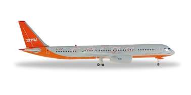 Herpa528931 Aviastar-TU Tupolev TU-204C 1/500