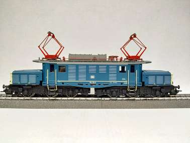 Marklin39225 Электровоз BR 194 Era IV (свет, звук) decoder MFX (ограниченая серия) H0